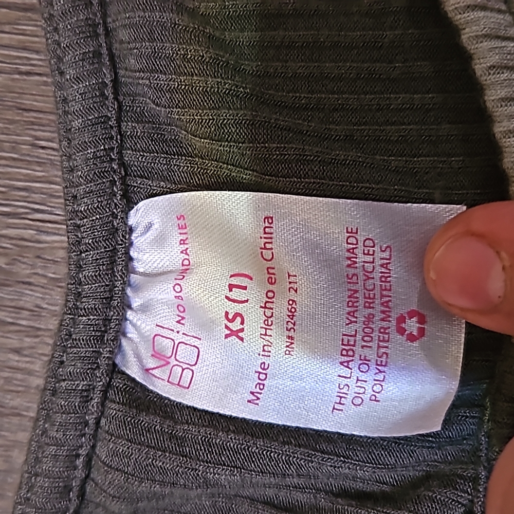 Shirt - Picture 2 of 2